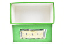 Load image into Gallery viewer, HO Brass OMI - Overland Models, Inc. NP - Northern Pacific Wood Bay Window Caboose #10506-10594