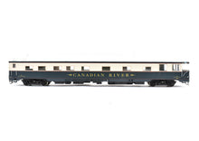 Load image into Gallery viewer, HO Brass W&R Enterprises BN - Burlington Northern Business Car Pro Painted "Canadian River"