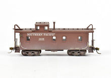 Load image into Gallery viewer, HO Brass Balboa SP - Southern Pacific C30-1 Wood Caboose Custom Painted