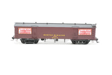 Load image into Gallery viewer, HO Brass Railworks B&M - Boston & Maine 4-Door Wood Milk Car 1700 Series Ice Cooled FP No. 1720