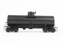 Load image into Gallery viewer, HO Brass S. Soho & Co. Various Roads 1920 Single Dome Tank Car Factory Painted Black