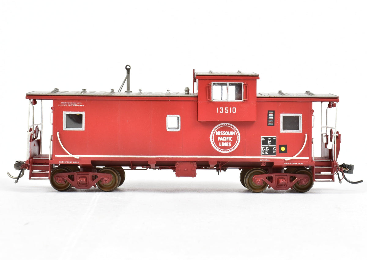 HO Brass PFM - SKI IC - Illinois Central Wood Caboose Factory Painted –  ReSourced Rails