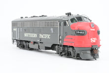 Load image into Gallery viewer, HO Athearn Genesis SP - Southern Pacific EMD FP7A Passenger FP #6452 w/ LED Lighting