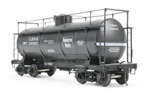 Load image into Gallery viewer, O Brass RYM - Rich Yoder Models CB&Q - Burlington Route MCBA Class II 10,000 Gallon Tank Car FP No. 230102