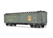 Load image into Gallery viewer, O Brass Oriental Limited GN - Great Northern Wood Express Reefer #2090 CP