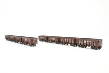 Load image into Gallery viewer, HO MDC Roundhouse SP – Southern Pacific 26’ Highside Ore Car 8-Car Set Custom Built, Detailed, and Painted in REBOXX