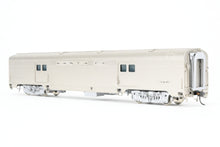 Load image into Gallery viewer, HO Brass W&R Enterprises ATSF - Santa Fe Baggage-Mail Car No's 3404 - 3408 Finished as No. 3405