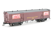 Load image into Gallery viewer, HO Brass Railworks B&M - Boston & Maine 4-Door Wood Milk Car 1700 Series Ice Cooled FP No. 1720