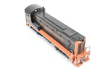 Load image into Gallery viewer, HO Brass Hallmark Models SP – Southern Pacific VO-1000 Diesel Switcher Custom Painted on Walthers Chassis
