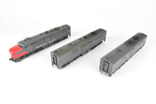 Load image into Gallery viewer, HO Brass CON OMI - Overland Models Inc. SP - Southern Pacific ALCO PA-1/PB-1/PB-1 Three-Unit Set CP w/ DCC and Sound
