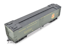 Load image into Gallery viewer, O Brass Oriental Limited GN - Great Northern Wood Express Reefer #2090 CP