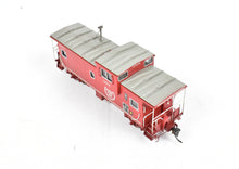 Load image into Gallery viewer, HO Brass CON OMI - Overland Models, Inc. MP - Missouri Pacific International W-V Caboose Pro-Painted