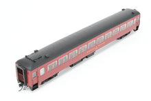 Load image into Gallery viewer, HO Rapido Trains Inc. B&M - Boston & Maine Osgood - Bradley 10 Window Coach No. 4584 Maroon/Red