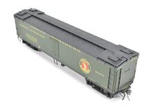 Load image into Gallery viewer, O Brass Oriental Limited GN - Great Northern Wood Express Reefer #2090 CP