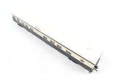 Load image into Gallery viewer, HO Brass W&R Enterprises BN - Burlington Northern Business Car Pro Painted "Canadian River"