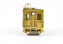 Load image into Gallery viewer, HO Brass Oriental Limited GN - Great Northern GN X627-X636 Caboose Less Cupola
