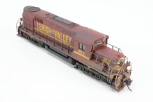 Load image into Gallery viewer, HO Brass Alco Models LV - Lehigh Valley Alco DL-721/RS-32 Diesel Custom Painted & Weathered No. 402