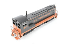 Load image into Gallery viewer, HO Brass Hallmark Models SP – Southern Pacific VO-1000 Diesel Switcher Custom Painted on Walthers Chassis
