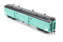 Load image into Gallery viewer, HO Brass Railworks PC - Penn Central B-60b Baggage Car w/Roof Vents Factory Painted