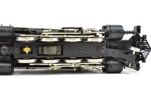 Load image into Gallery viewer, HO Brass CON W&R Enterprises NP - Northern Pacific Class Z-2 2-8-8-2 Version 3 Factory Painted No. 4004