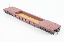 Load image into Gallery viewer, O Brass Alco Models PRR - Pennsylvania Railroad F33 Greenville Well Flat Custom Painted & Weathered No. 470095