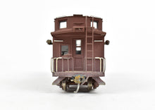 Load image into Gallery viewer, HO Brass Balboa SP - Southern Pacific C30-1 Wood Caboose Custom Painted