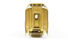 Load image into Gallery viewer, HO Brass S. Soho & Co. GN - Great Northern Empire Builder #1390 View Series Dome Lounge