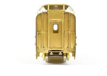 Load image into Gallery viewer, HO Brass S. Soho & Co. GN - Great Northern Empire Builder #1390 View Series Dome Lounge