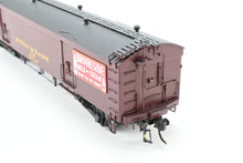 Load image into Gallery viewer, HO Brass Railworks B&M - Boston & Maine 4-Door Wood Milk Car 1700 Series Ice Cooled FP No. 1720