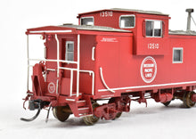 Load image into Gallery viewer, HO Brass OMI - Overland Models, Inc. MP - Missouri Pacific Bay Window Caboose With Small Side Window Custom Painted