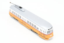 Load image into Gallery viewer, HO ConCor BER - Boston Elevated Railway PCC Streetcar 1936-1970 DCC Ready Factory Painted No. 3015