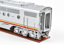 Load image into Gallery viewer, O Brass CON Key Imports AT&SF - Santa Fe EMD FT A-B Set Factory Painted Warbonnet
