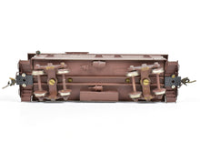 Load image into Gallery viewer, HO Brass Balboa SP - Southern Pacific C30-1 Wood Caboose Custom Painted
