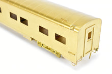 Load image into Gallery viewer, HO Brass Oriental Limited GN - Great Northern Streamlined "Empire Builder" 1370-1384 Pass Series Sleeper