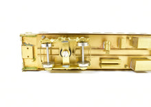 Load image into Gallery viewer, HO Brass Oriental Limited NP - Northern Pacific North Coast Limited 56-Seat Coach #301 w/o Skirts