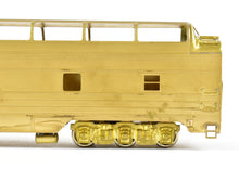 Load image into Gallery viewer, HO Brass S. Soho & Co. GN - Great Northern Empire Builder #1390 View Series Dome Lounge