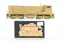 Load image into Gallery viewer, HO Brass Hallmark Models Various Roads Baldwin VO-1000 Diesel Switcher