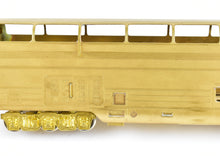 Load image into Gallery viewer, HO Brass S. Soho & Co. GN - Great Northern Empire Builder #1390 View Series Dome Lounge