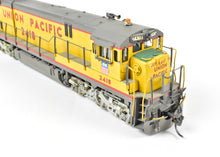 Load image into Gallery viewer, HO Brass OMI - Overland Models, Inc. UP - Union Pacific GE C-30-7 Diesel 4-Window Cab w/o Anticlimber CP
