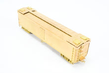 Load image into Gallery viewer, HO Brass Oriental Limited GN - Great Northern Wood Express Reefer No. 2000