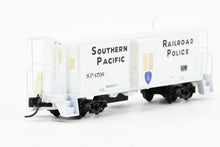 Load image into Gallery viewer, N Micro-Trains Line SP - Southern Pacific Police Caboose 2-Pack