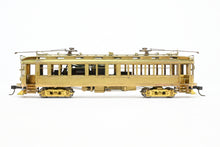 Load image into Gallery viewer, HO Brass Suydam PE - Pacific Electric "Tens" Wood Interurban Coach REBOXX