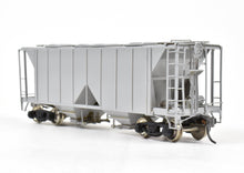 Load image into Gallery viewer, HO Brass Sunset Models or ACF Models Various Roads AC&F 70-Ton Covered Hopper FP Grey