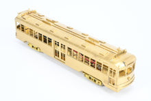 Load image into Gallery viewer, HO Brass Oriental Limited PE - Pacific Electric "Hollywood" Car #600-649 Powered