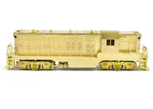 Load image into Gallery viewer, N Brass Hallmark Models Various Roads EMD GP-9 Standard Version with Removable Dynamic Brakes