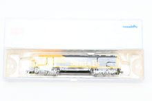 Load image into Gallery viewer, N Athearn 22421 ATSF - Santa Fe EMD FP45 No. 5992