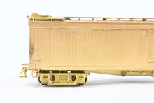 Load image into Gallery viewer, HO Brass Oriental Limited GN - Great Northern Wood Express Reefer No. 2000