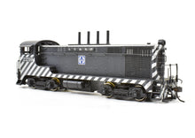 Load image into Gallery viewer, HO Brass Hallmark Models ATSF - Santa Fe Baldwin VO-1000 Diesel Switcher 1939 Version CP