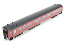 Load image into Gallery viewer, HO Rapido Trains Inc. B&M - Boston & Maine Osgood - Bradley 10 Window Coach No. 4614 Maroon/Red