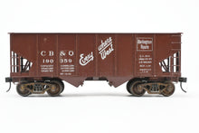 Load image into Gallery viewer, O Brass US Hobbies CB&Q – Burlington Route Standard Rib Side Twin Hopper USRA Style Custom Painted